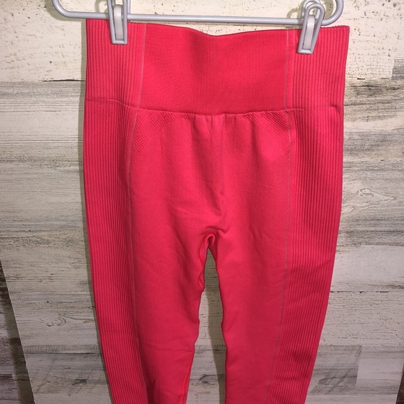 Gym Shark hot pink leggings gym workout pants thicker material athletic wear​​ - Picture 2 of 9